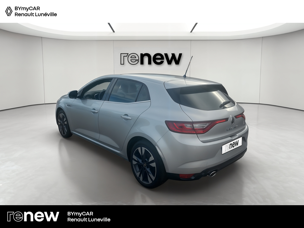 Renault Mégane IV Berline TCe 140 FAP — photo 3