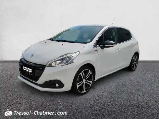 Peugeot 208 1.2 puretech 110ch s&amp;s bvm5 gt line — photo 1