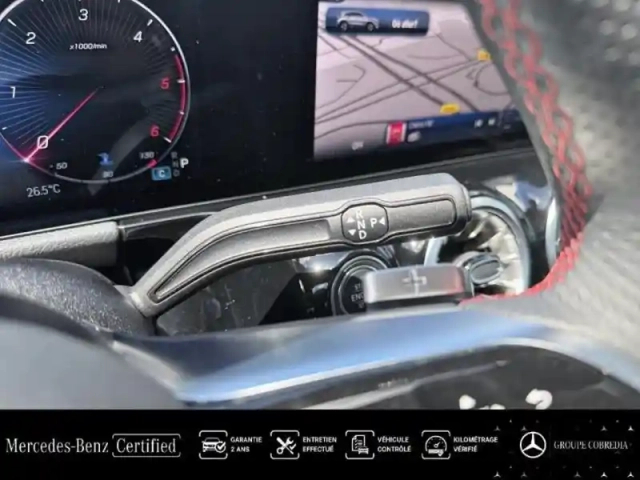 Mercedes Gla 200 d 150ch amg line 8g-dct — photo 10
