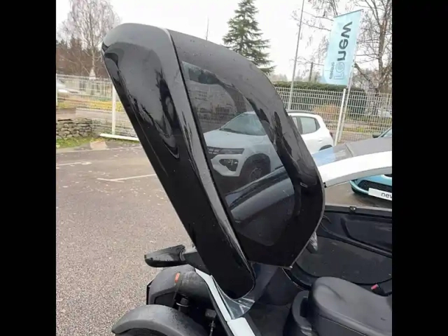 Renault Twizy 80 — photo 11