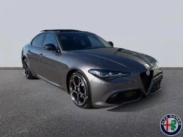 Alfa Romeo Giulia 2.2 diesel 160ch veloce at8 — photo 3