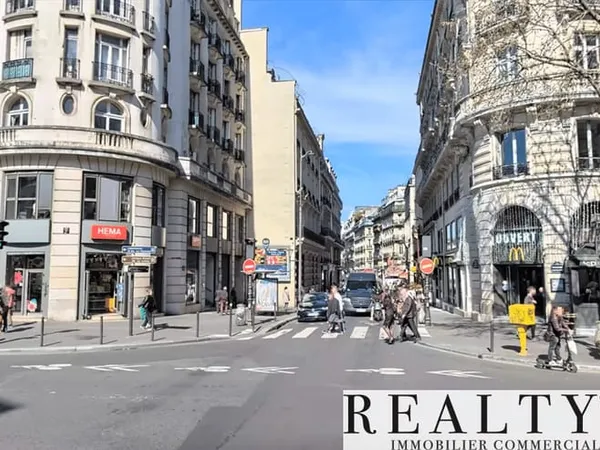 Boutique 600 m²