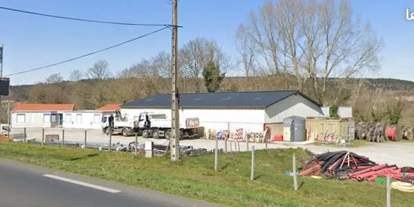 Beau local industriel avec bureaux