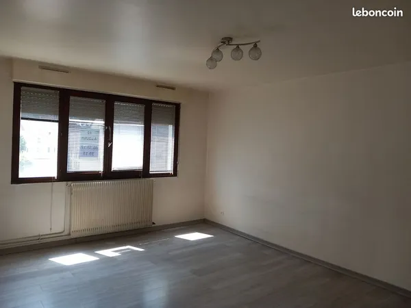 F2 45m² cave parking