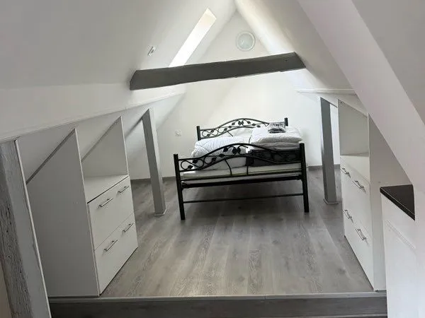 Studio meublé au centre ville