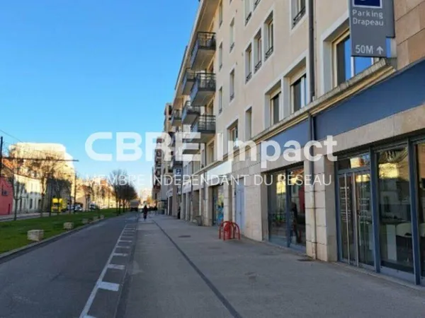 Bureau 1 pièce 46 m²