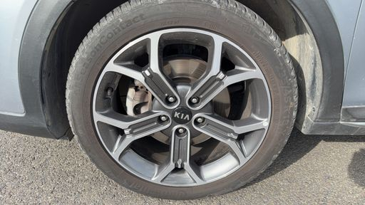 Kia XCeed 1.6 CRDi 136 MHEV - Design – 2021 – 60399 km – Hybride diesel – Boîte Manuelle — photo 14