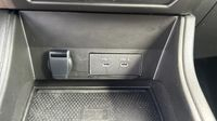 Renault Captur 1.8 E-Tech full hybrid 160ch Techno - 25 — photo 19