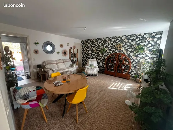 Location T3 en duplex 85m2 avec extérieur