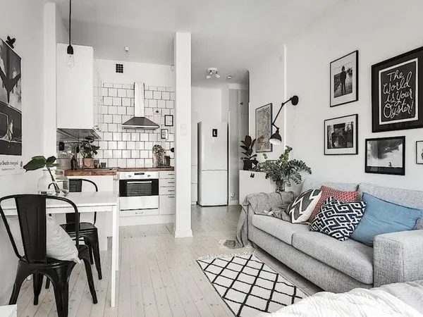4 PIÈCES de 90m² + EXT(S) DE 82m² + PKG(s)