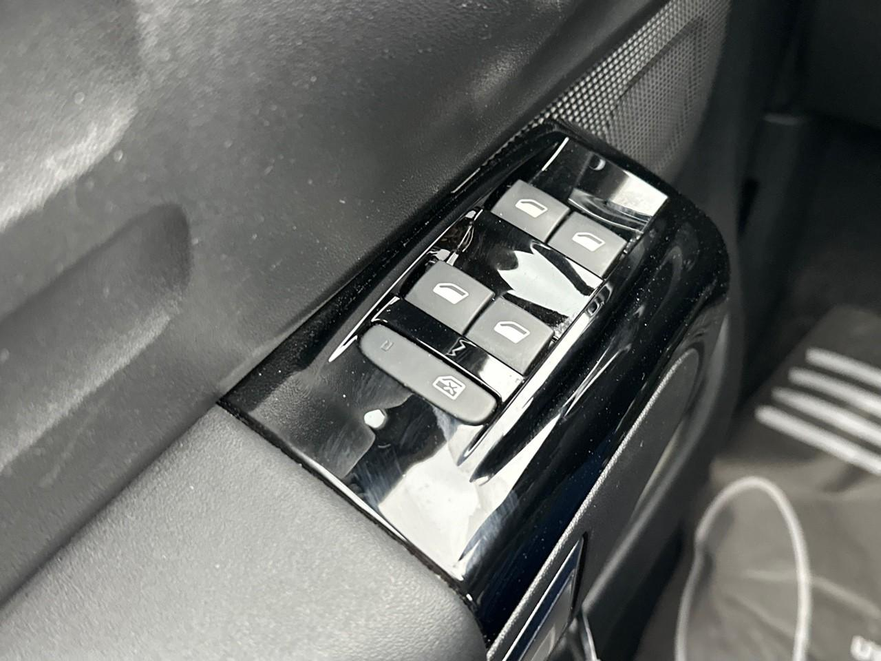 Citroën C3 puretech 110 s&s eat6 saint james — photo 15