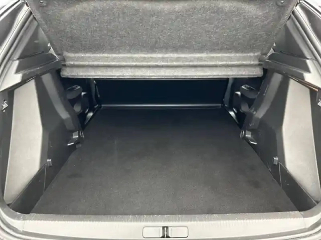 Peugeot 2008 puretech 130 s&amp;s eat8 — photo 33