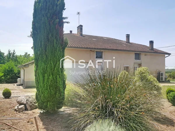 Rare proche de Castelsarrasin : Grande bâtisse de caractère (DPE C) aux volumes exceptionnels et cal