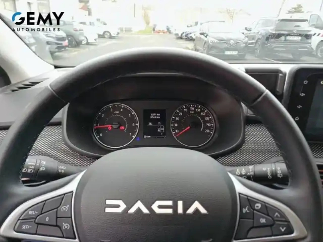 Dacia Sandero tce 110 — photo 14