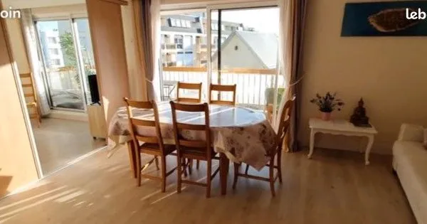 Particulier vend Appartement 4 pièces - 4 minutes à pieds de la plage - Lumineux expose Sud - F4 Ber