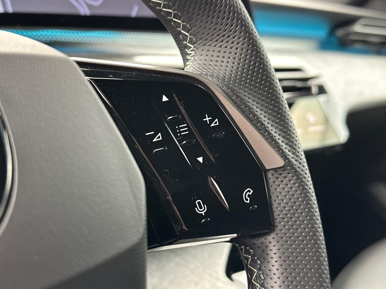 Peugeot 3008 hybrid 145 e-dcs6 gt — photo 18