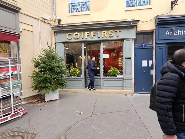 Boutique 88 m² VERSAILLES