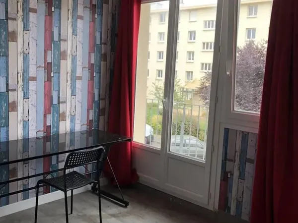 Studio 1 pièce 12 m²
