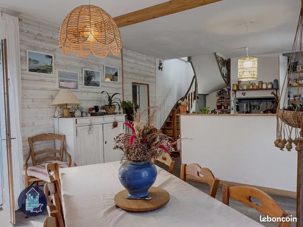Propriété 6 pièces 106 m²