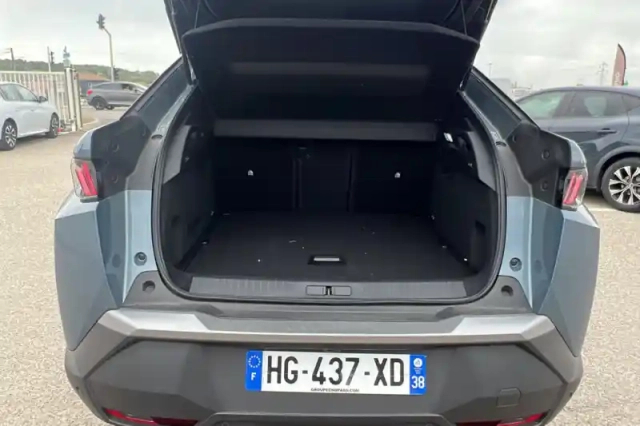 Peugeot 3008 plug-in hybrid 195 e-dcs7 — photo 9