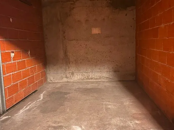 Box fermé en sous-sol