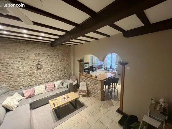 T3 Meublé 60 m² + Sous-sol aménagé 30 m² & 2 Parkings — St-Alban-de-Roche
