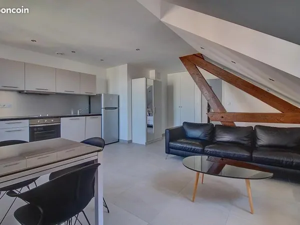 Appartement meublé récent proche de Genève