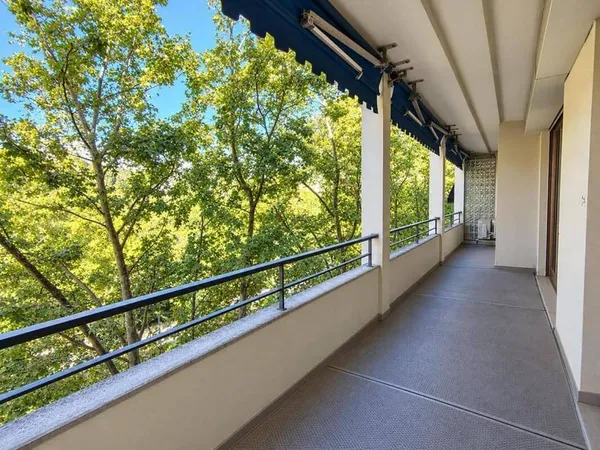 Appartement 3 pièces 116 m²