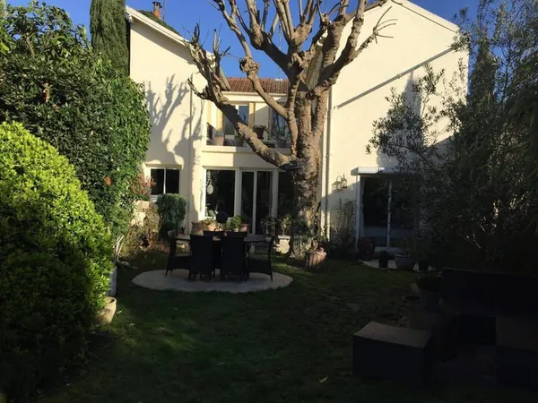 Maison 9 pièces 171 m²