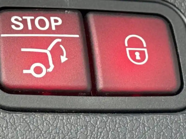 Mercedes Glb 200 d amg line pack premium p — photo 20