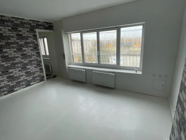 Appartement t2 avec une pièce de stockage