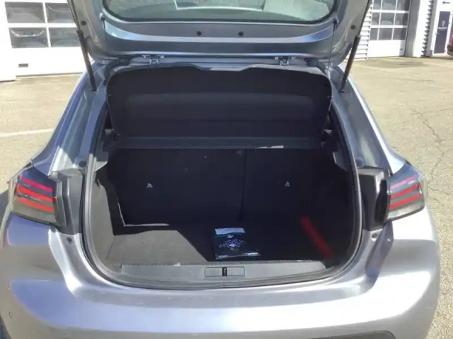Peugeot 208 puretech 75 s&amp;s bvm5 — photo 30