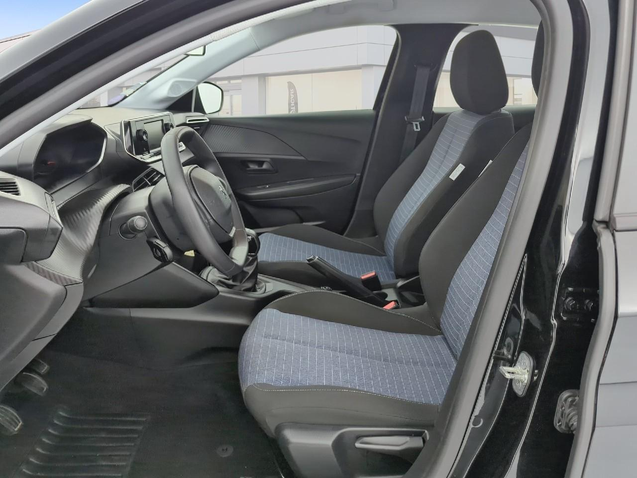 Peugeot 208 puretech 75 s&s bvm5 like — photo 9