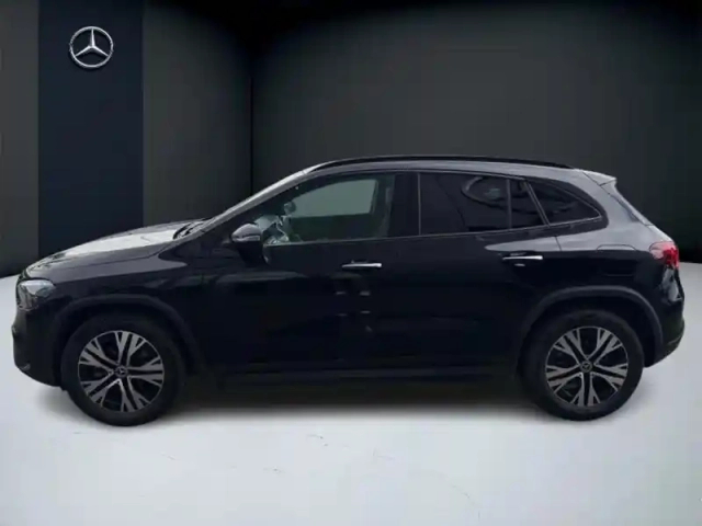 Mercedes Gla 200 d progressive line — photo 2
