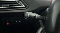Peugeot 308 1.2 PureTech 130ch €6.c S&S Allure — photo 23