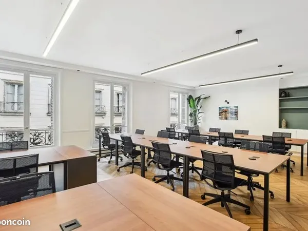 Bureaux 180 m²