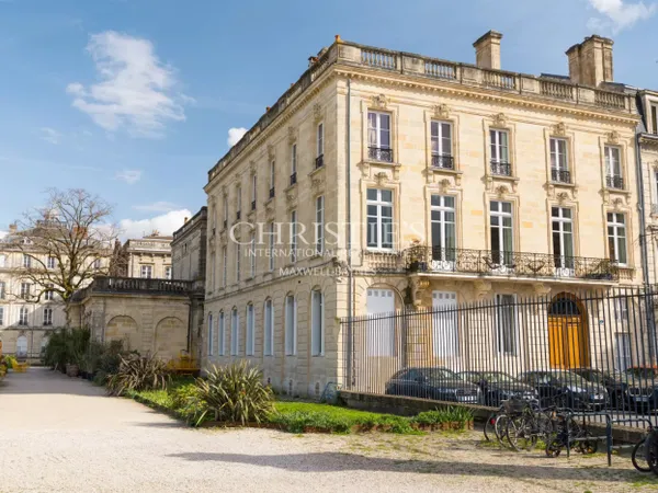 Jardin public - bien d'exception - adresse prestigieuse
