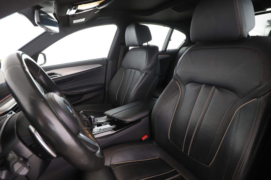 BMW Série 5 520dA xDrive M Sport — photo 9