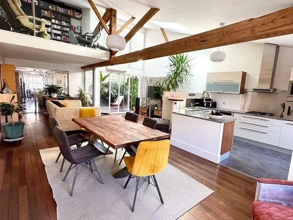 Maison 6 pièces 160 m²