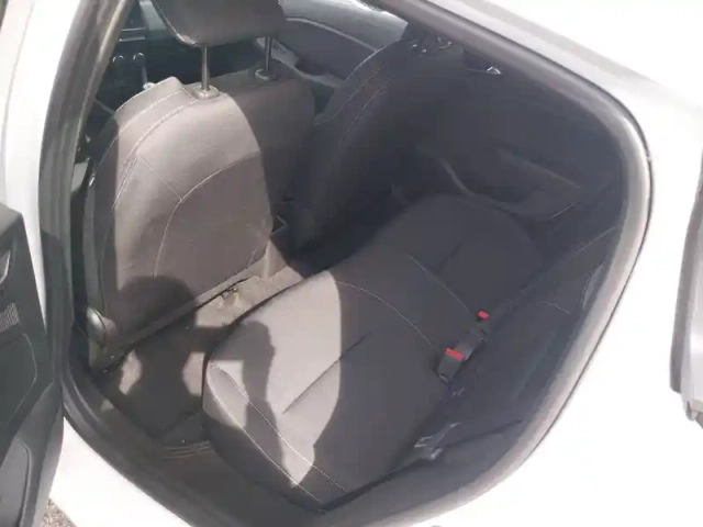 Renault Clio tce 90 ch gsr2 — photo 19