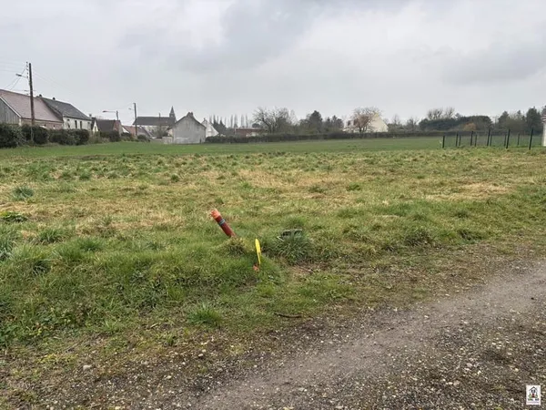 Terrain 484 m²