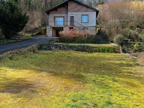 Loue maison individuelle style chalet