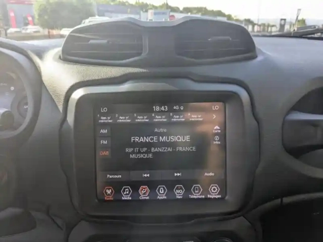 Jeep Renegade 1.3 gse t4 190ch 4xe brooklyn edition at6 my21 — photo 11