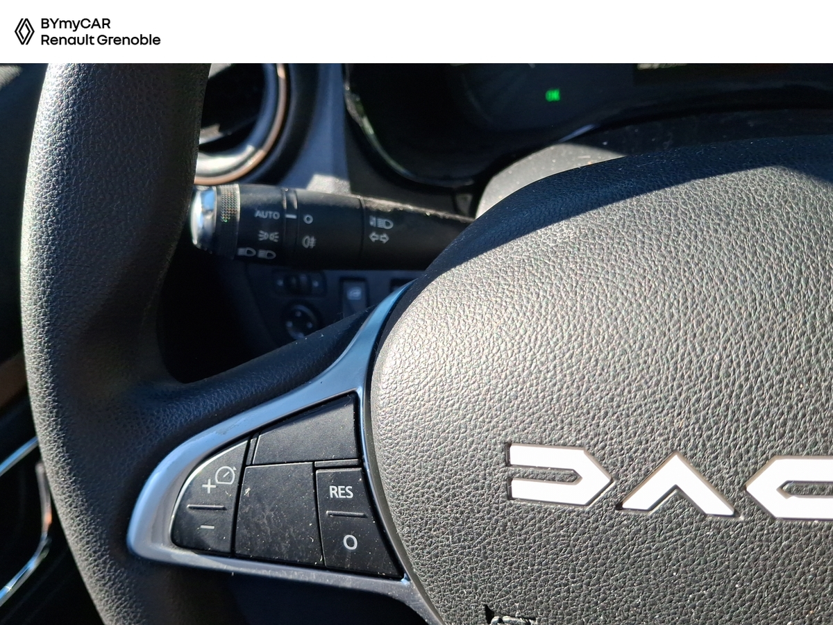 Dacia Spring — photo 18