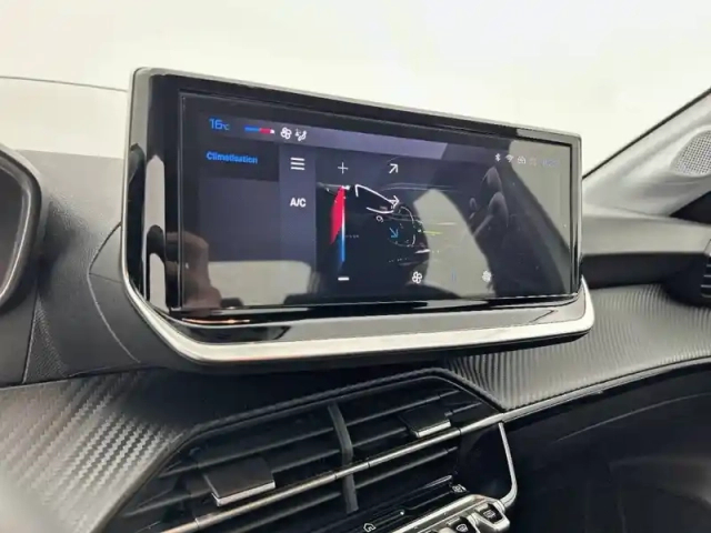 Peugeot 208 hybrid 110 ch e-dcs6 — photo 22
