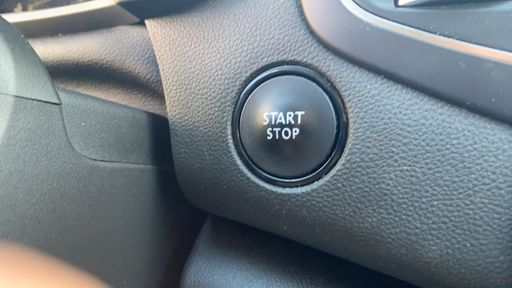 Renault Megane 1.2 TCe 130 - Bose Edition – 2017 – 102678 km – Essence – Boîte Manuelle — photo 5