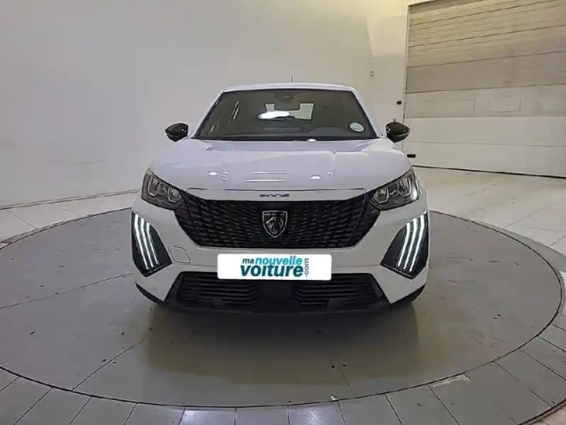 Peugeot 2008 puretech 100 s&amp;s bvm6 — photo 2