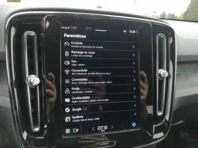 Volvo Xc40 recharge extended range 252 ch 1edt — photo 22