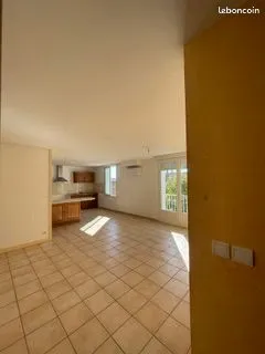 Location appartement 4 pièces 85m2