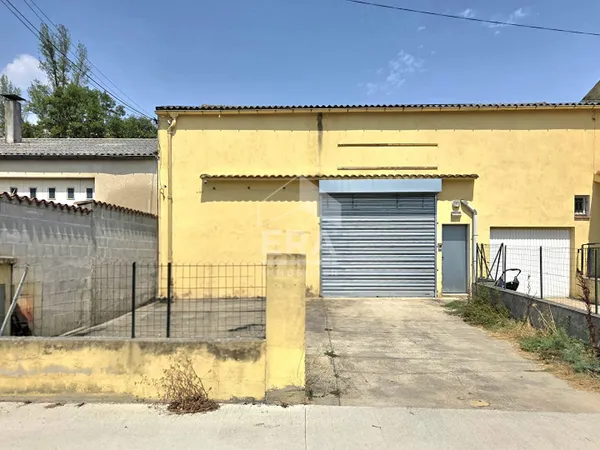 Entrepôt/local industriel 1 pièce 105 m²